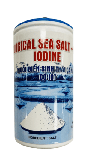 Iodine sea salt in a container.
