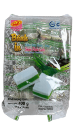 Mung bean pandan snow flake cakes.