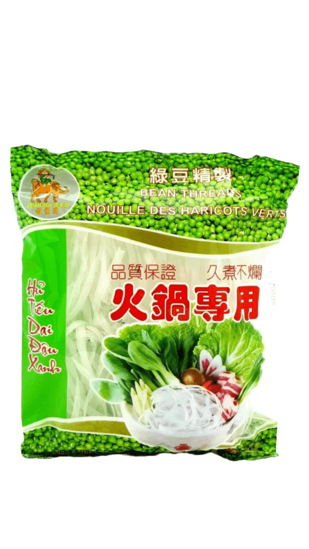 Green bean noodles package with vegetables illustration.