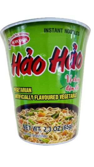 Vegetarian instant noodles cup, green packaging.